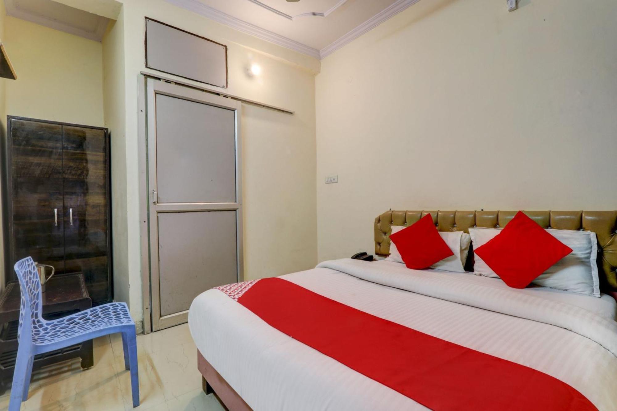 Hotel O Moon Palace Near Sahara Ganj Mall Lucknow Esterno foto